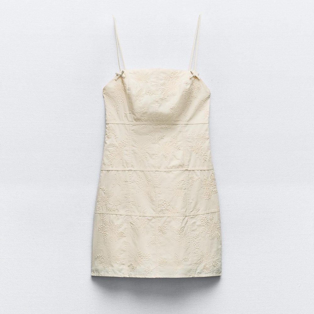 Zara Little Bow Embroidered Cream Dress